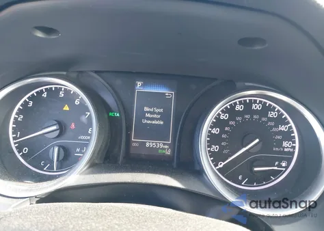 2018 Toyota Camry Le z USA, uszkodzony, nr VIN 4T1B11HK9JU503534